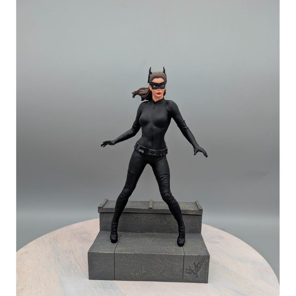 DC Gallery Dark Knight Rises Movie: Catwoman PVC 11" Figurine Statue